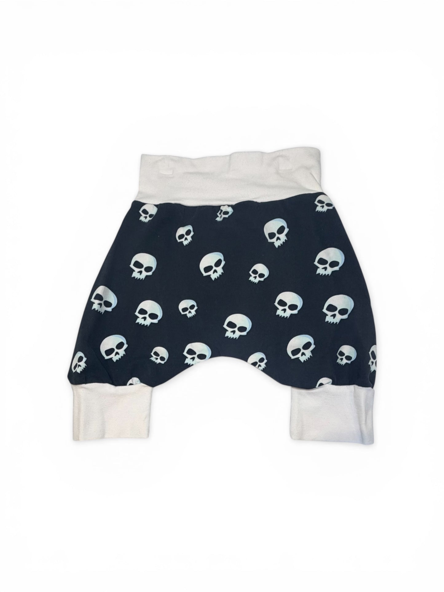 Harem Shorts- Skulls