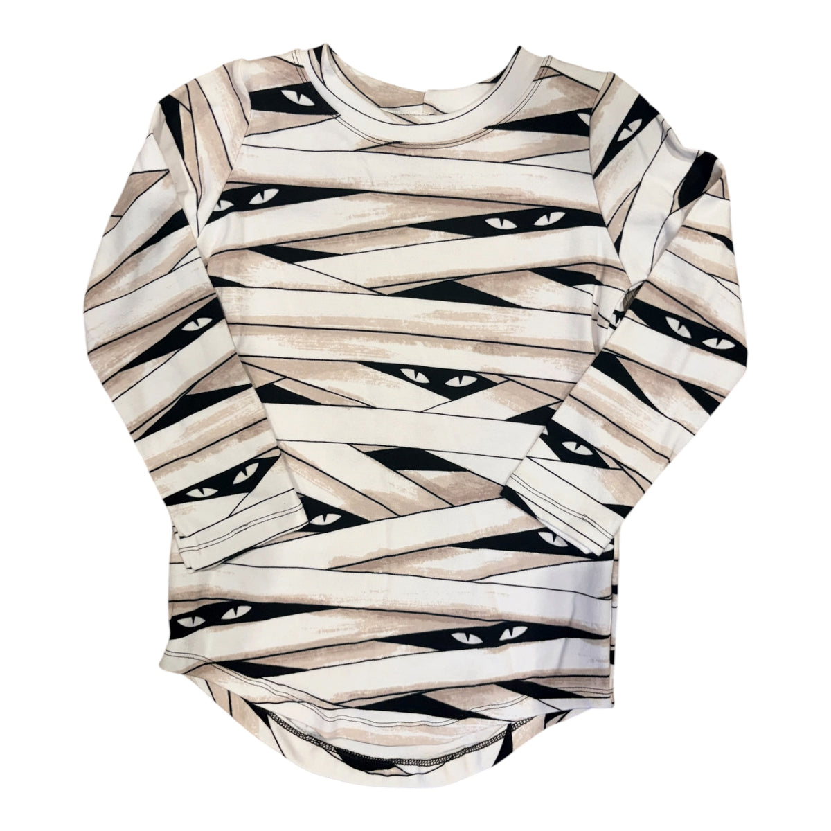 Curves Hem Tee- Glowing Eyes